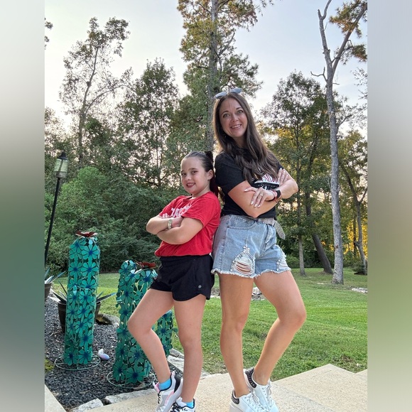 Meet your Posher, Marisa - Picture 3 of 4